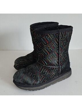 UGG | Kids' Classic II Graphic Stitch Boots black suede Shearling Sz 1